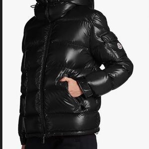 Moncler Women's Maire Down worn twice its size medium
